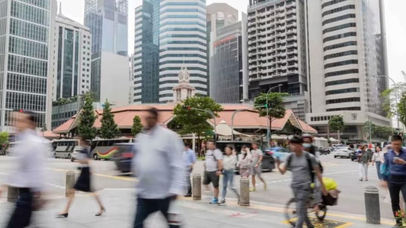 在了解招标价格之前，首先需要明确学校防水补漏工程的价格构成。主要包括以下几部分：